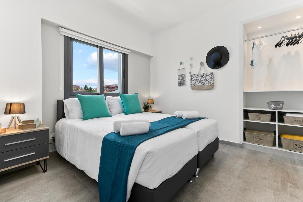 Dreamy 2 Bed Apartment By The Sea パ フォス エクステリア 写真